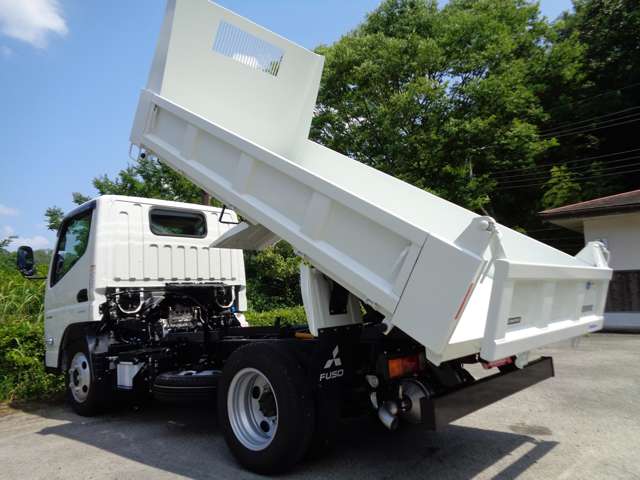 Mitsubishi Fuso Canter 12