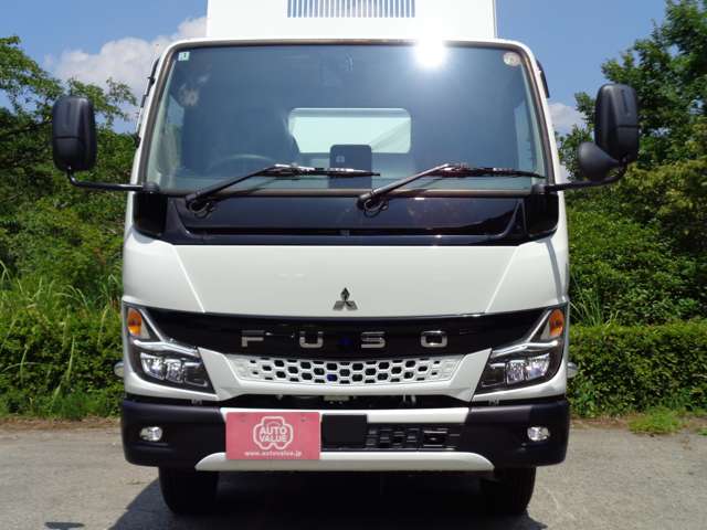 Mitsubishi Fuso Canter 2
