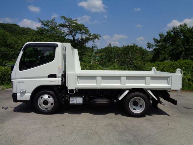 Mitsubishi Fuso Canter 8