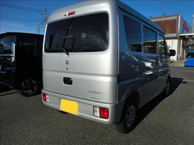 Suzuki Every 7