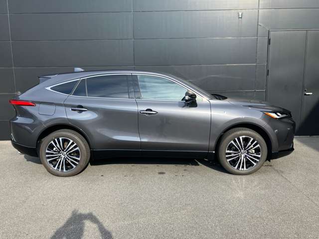 Toyota Harrier 5