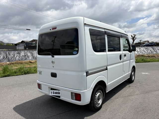 Nissan NV100 Clipper 11