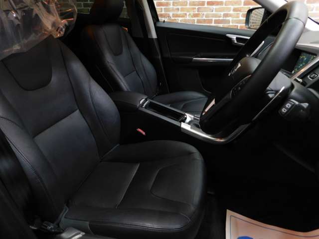 Volvo XC60 12