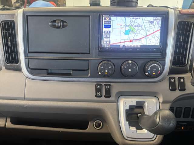 Mitsubishi Fuso Canter 11