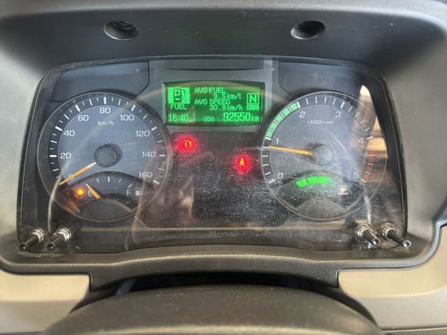 Mitsubishi Fuso Canter 10