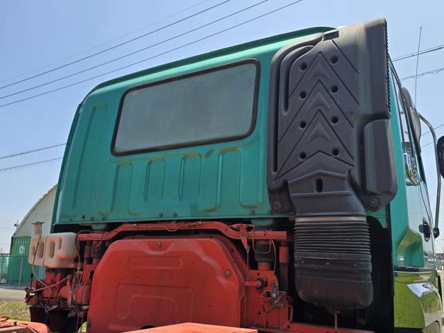 Isuzu Giga 11
