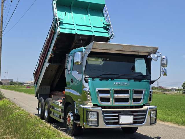 Isuzu Giga 6