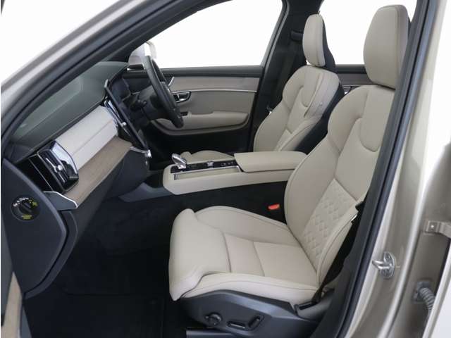 Volvo XC90 12