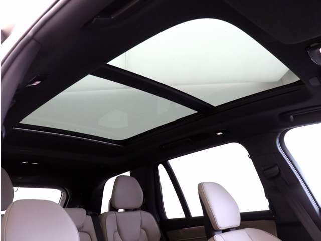Volvo XC90 5