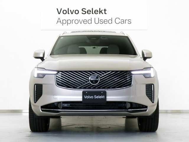 Volvo XC90 9