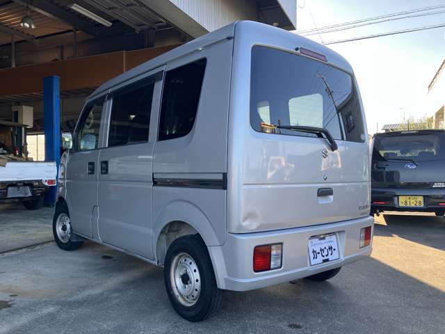 Suzuki Every 8