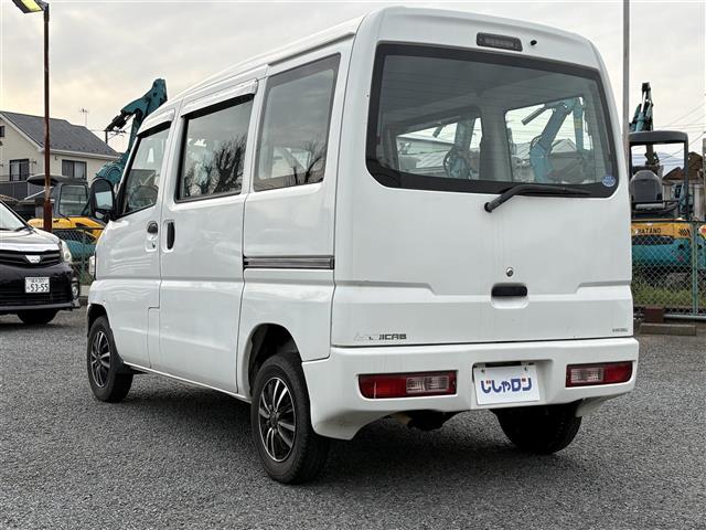 Mitsubishi Minicab Van 6