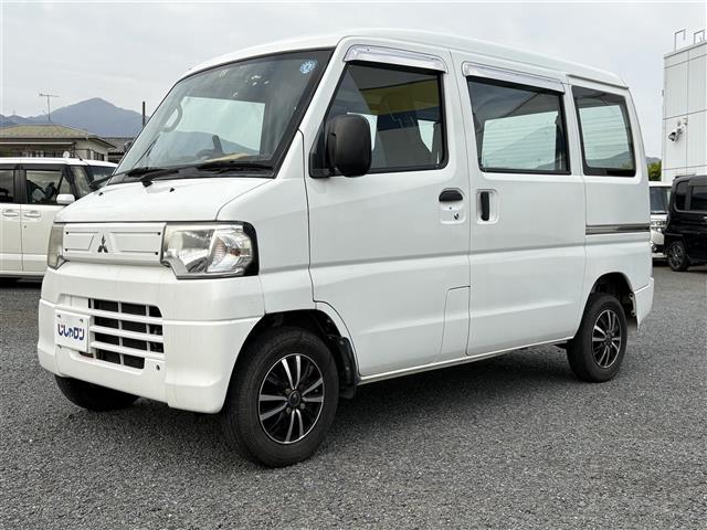 Mitsubishi Minicab Van 8