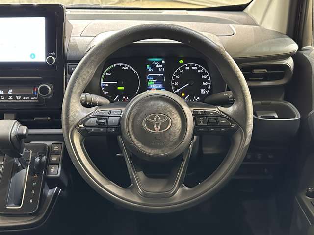Toyota Sienta 10