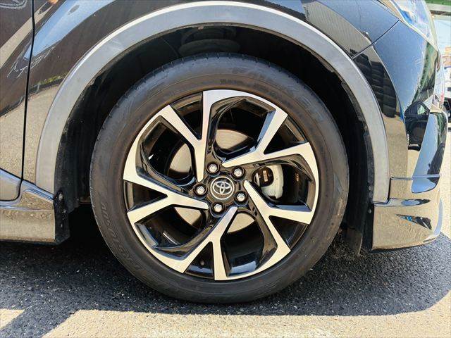 Toyota C-HR 12