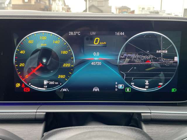 Mercedes-Benz GLE 8