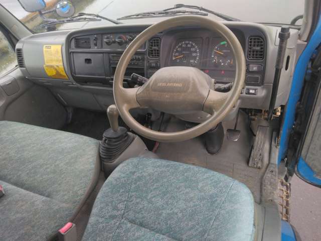 Mitsubishi Fuso Canter 10