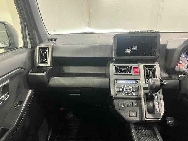 Daihatsu Taft 6