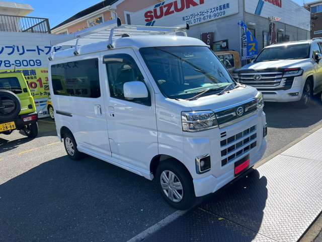 Daihatsu Atrai 7