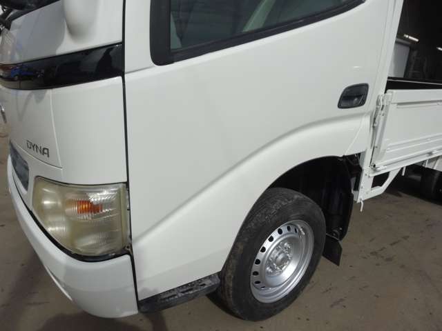 Toyota Dyna 9