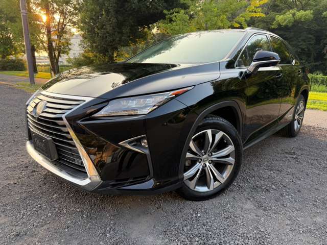 Lexus RX 9