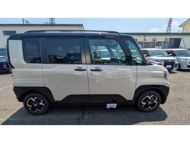Mitsubishi Delica Mini 9