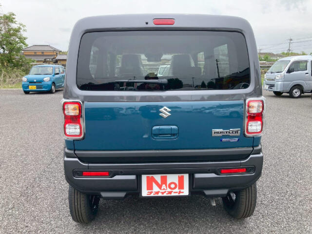 Suzuki Hustler 6