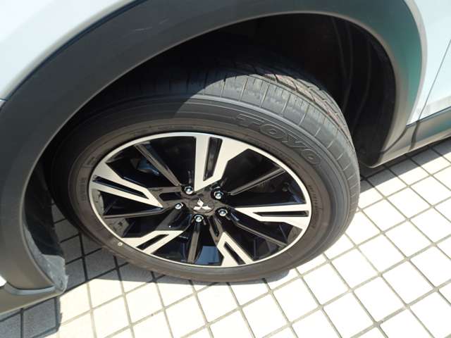 Mitsubishi Eclipse Cross 9