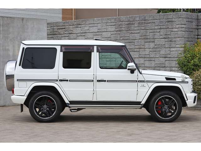 Mercedes-Benz G-Class 8