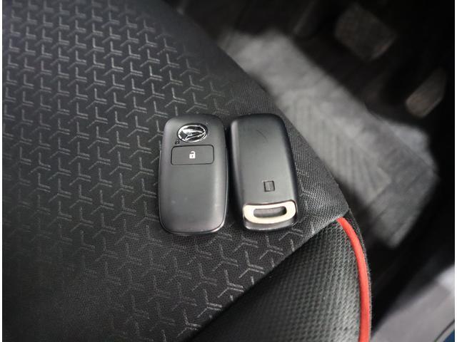 Daihatsu Rocky 12