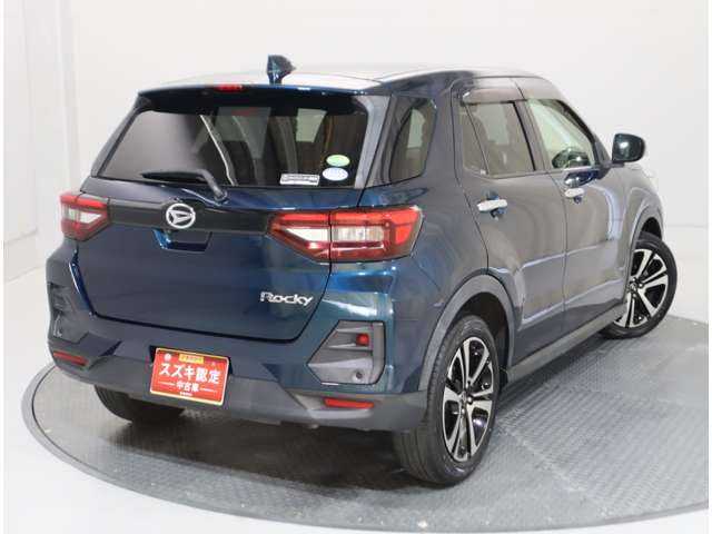 Daihatsu Rocky 3