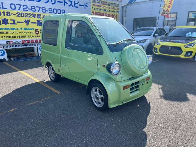 Daihatsu Midget II 12