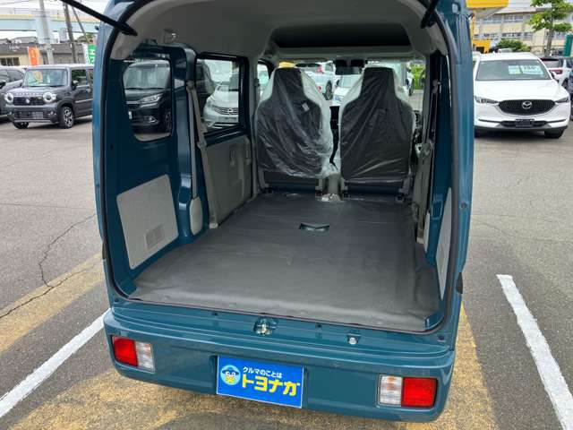 Suzuki Every 12