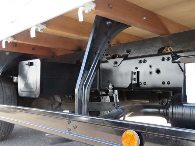 Mitsubishi Fuso Fighter 12