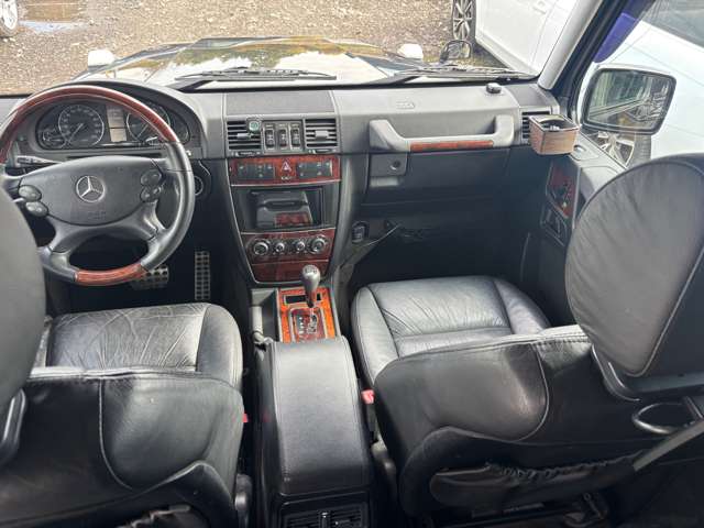 Mercedes-Benz G-Class 2