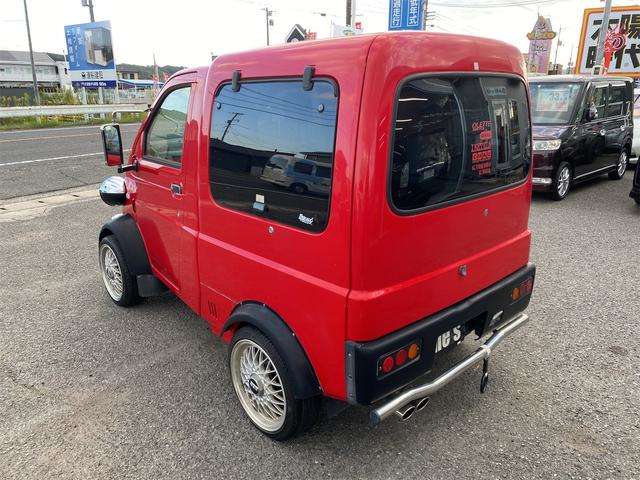 Daihatsu Midget II 6