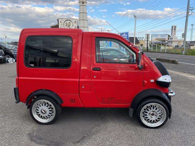 Daihatsu Midget II 8
