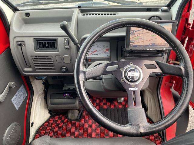 Daihatsu Midget II 9
