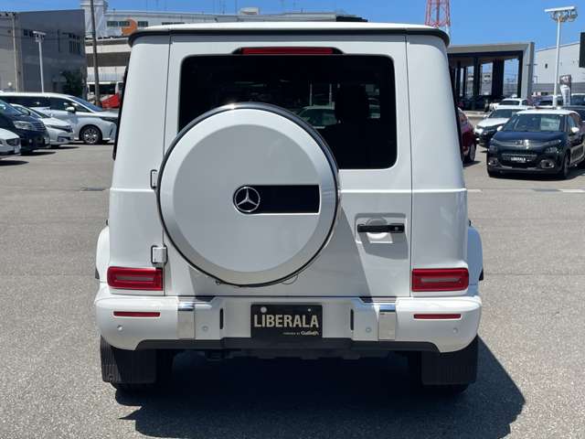 Mercedes-Benz G-Class 11