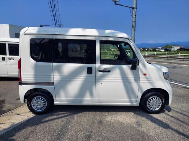 Honda N-VAN 11