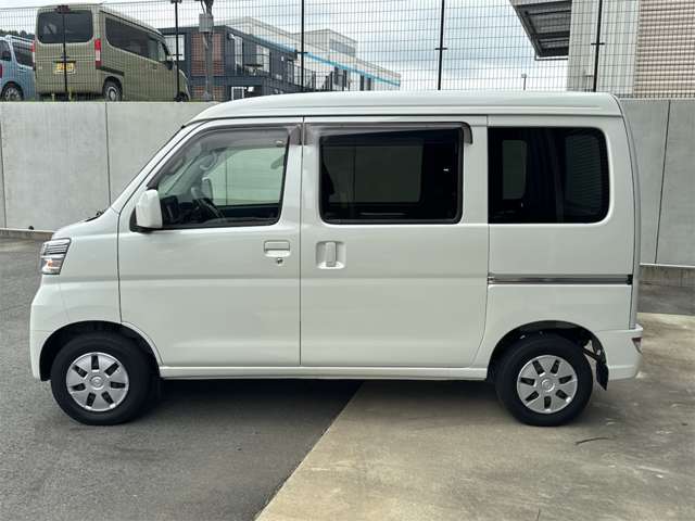 Toyota Pixis Van 3