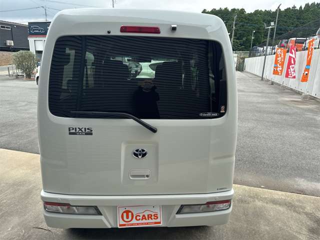 Toyota Pixis Van 9