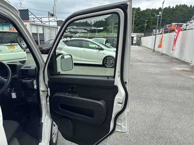 Toyota Pixis Van 10