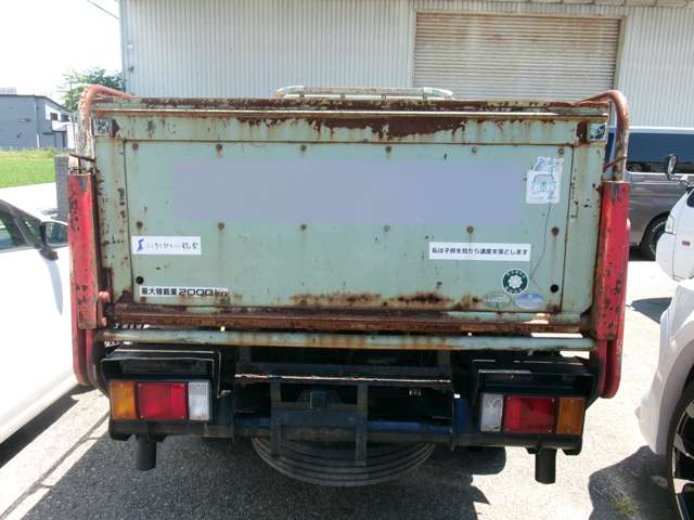 Isuzu Elf 5