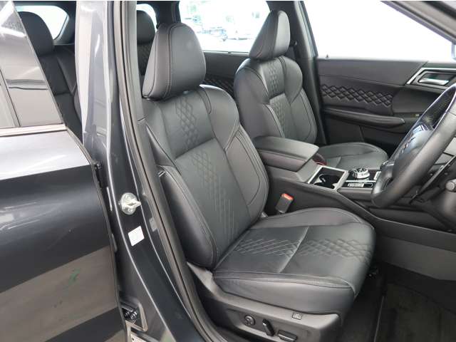 Mitsubishi Outlander 7