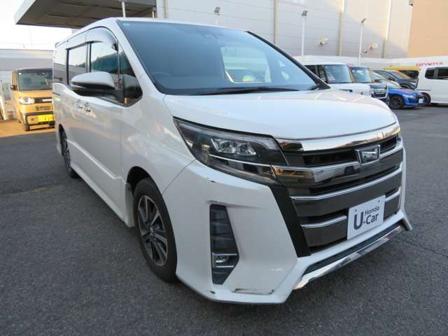 Toyota Noah 3
