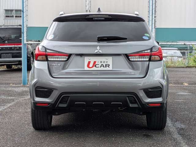 Mitsubishi RVR 7