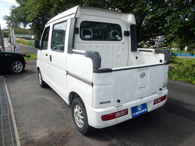 Daihatsu Hijet Deck Van 5