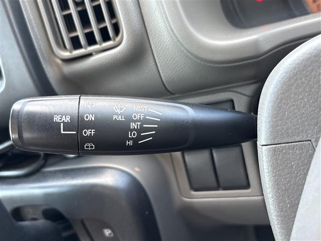 Nissan NV100 Clipper 12