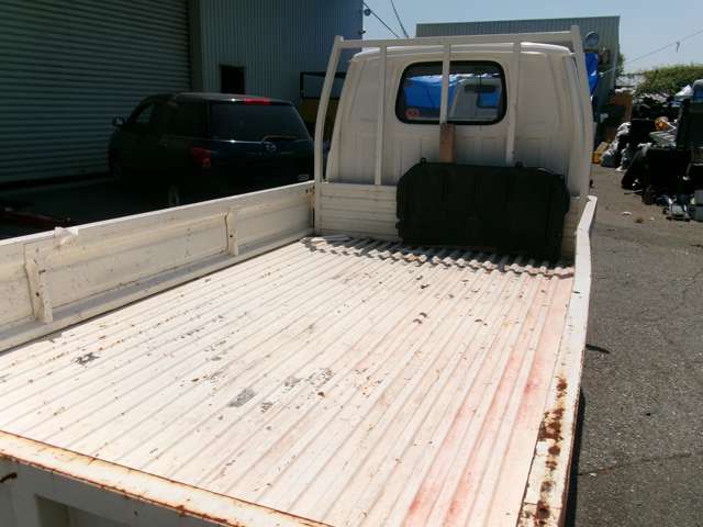Mazda Bongo Truck 7